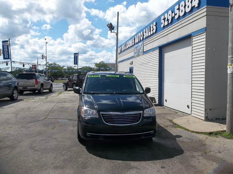 2012 Chrysler Town And Country Touring 4dr Mini Van
