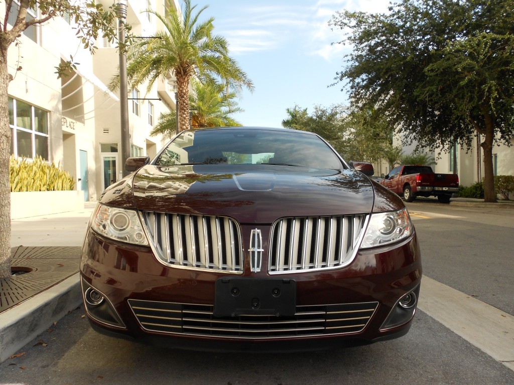 2011 Lincoln MKS