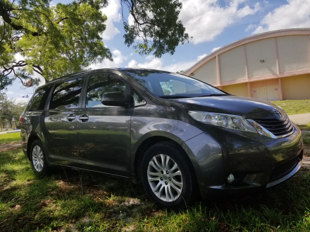 2015 Toyota Sienna