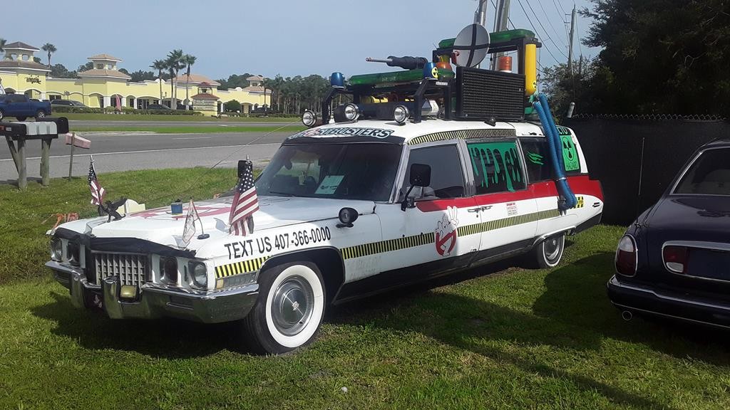 1972 Cadillac Fleetwood GHOSTBUSTERS HEARSE