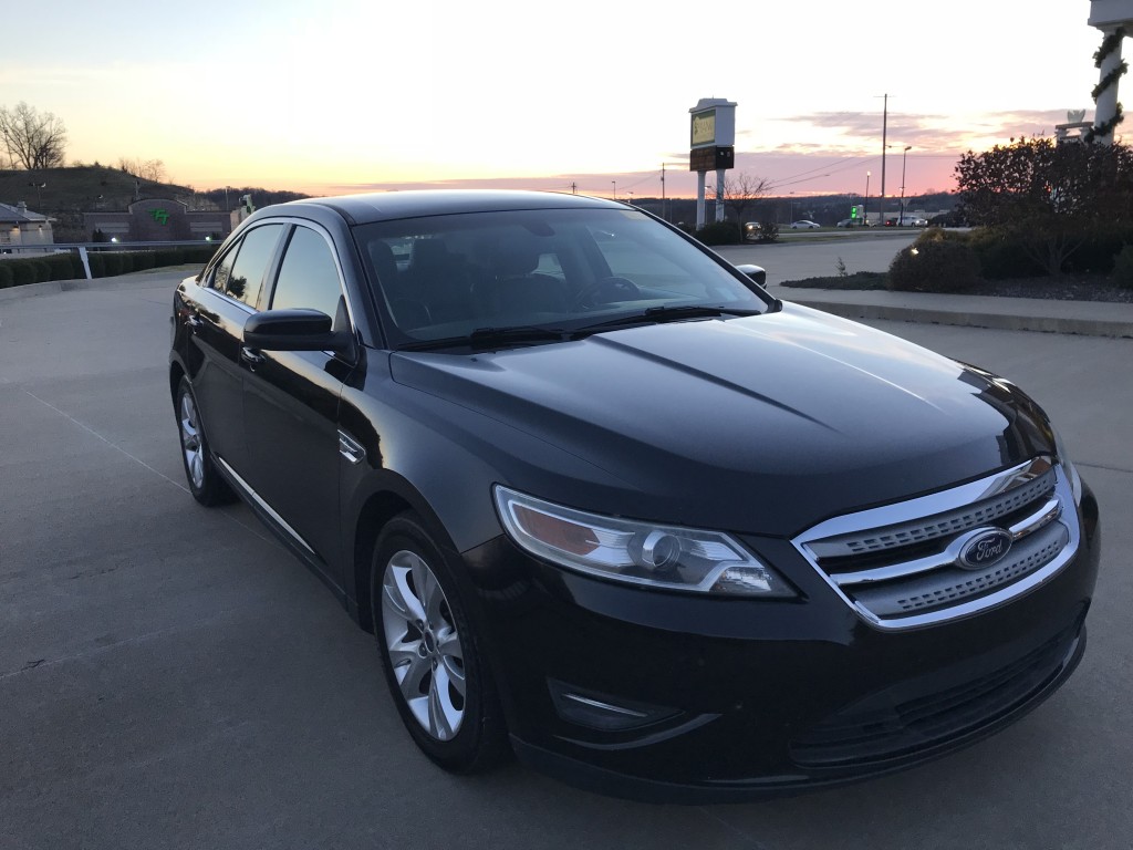 2011 Ford Taurus