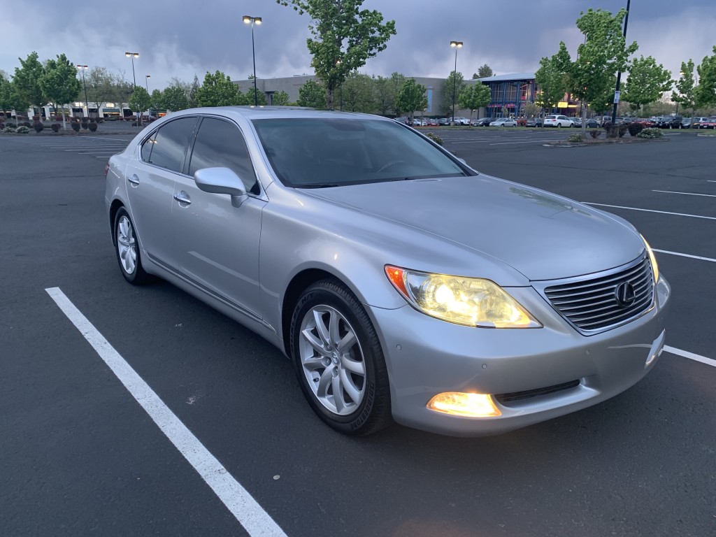 2007 Lexus LS 460