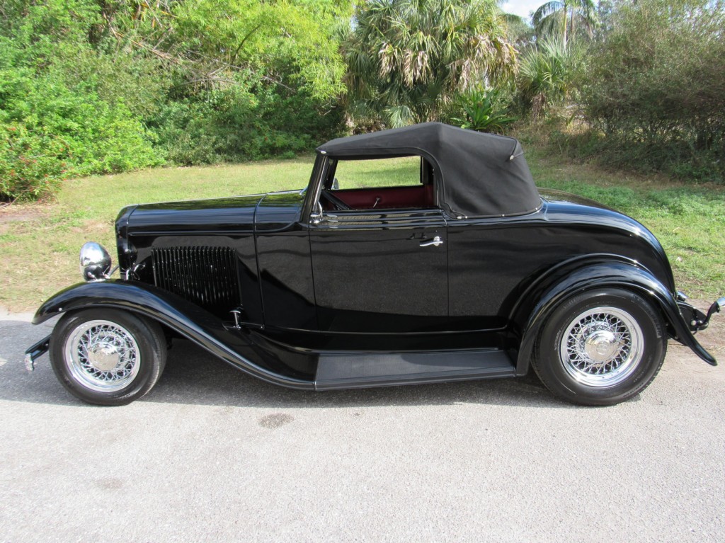 1932 Ford Custom Cabriolet