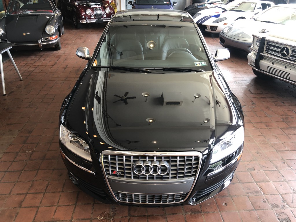2008 Audi S8