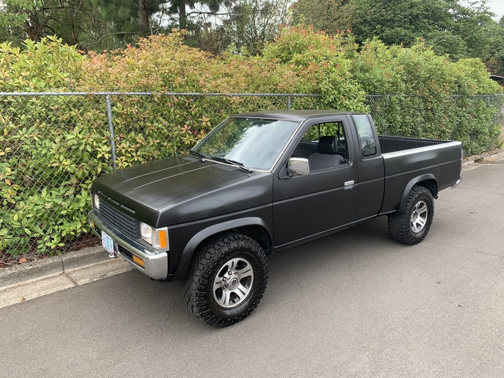 1997 Nissan Pickup