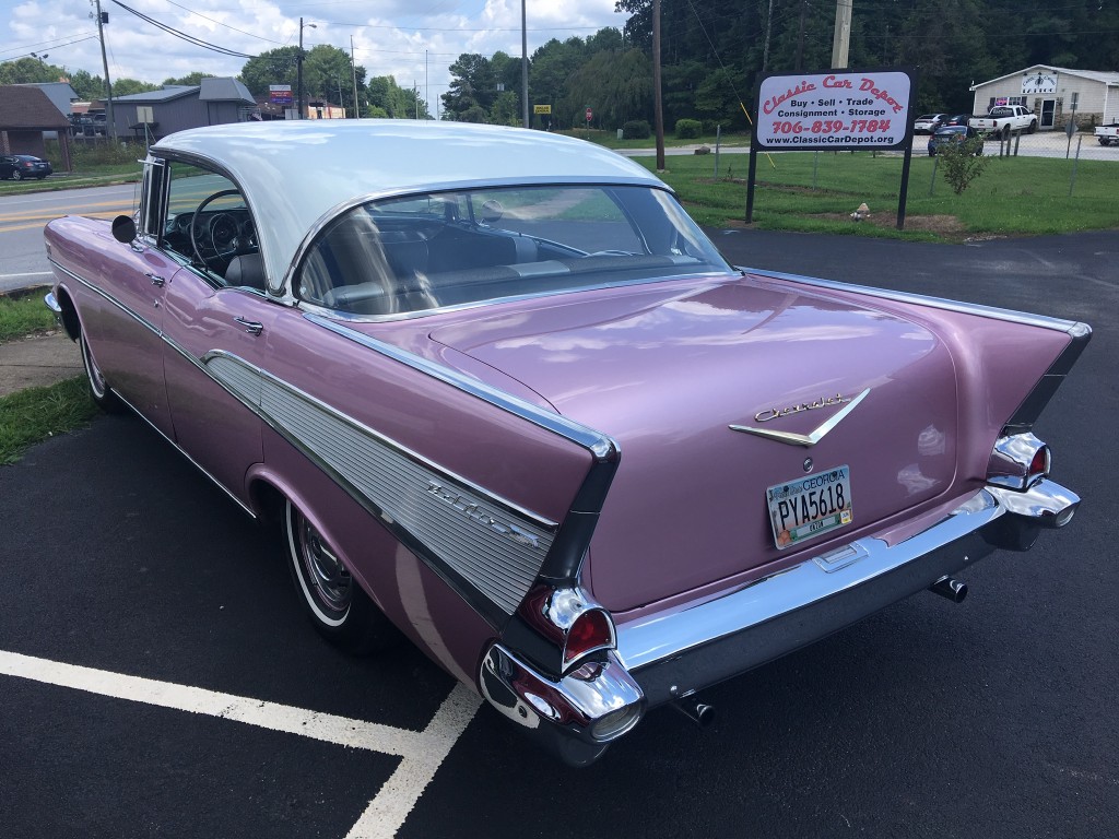 1957 Chevrolet 4-Dr Hardtop