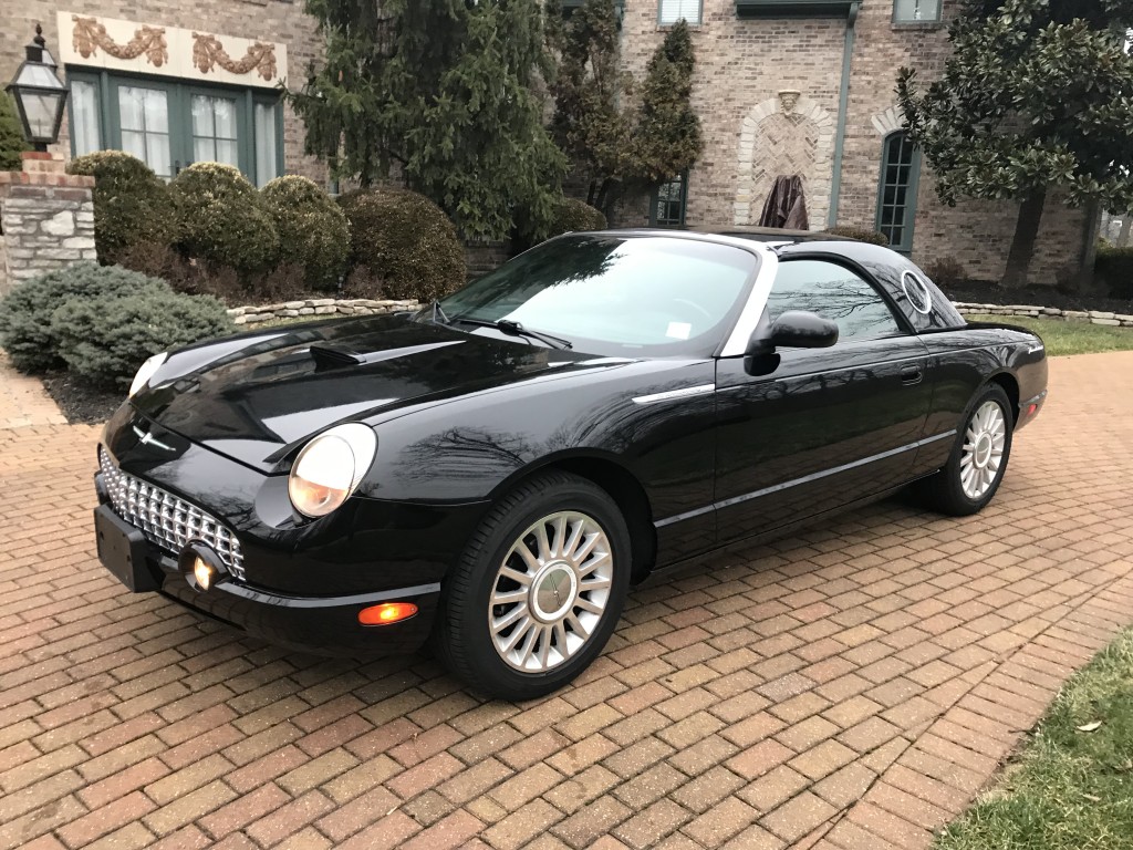 2005 Ford Thunderbird