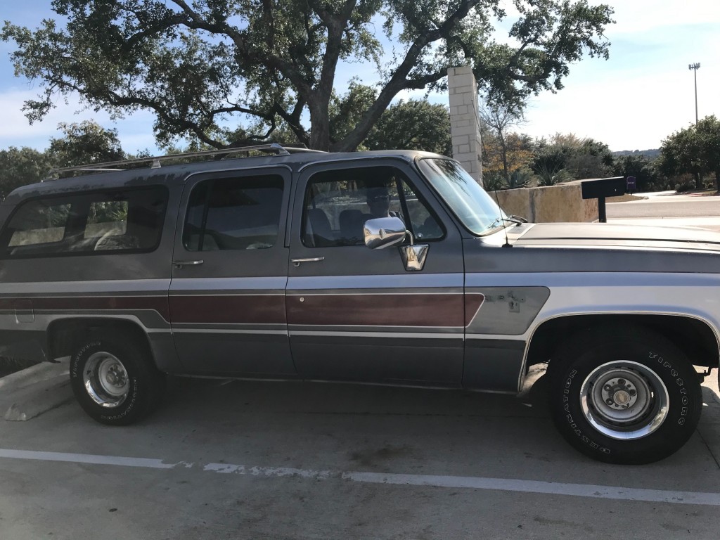 1988  Suburban