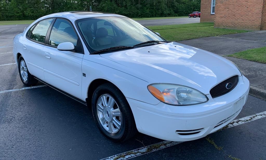 2005 Ford Taurus