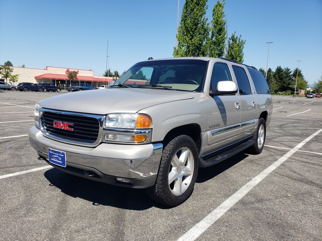 2004 GMC Yukon XL  4x4