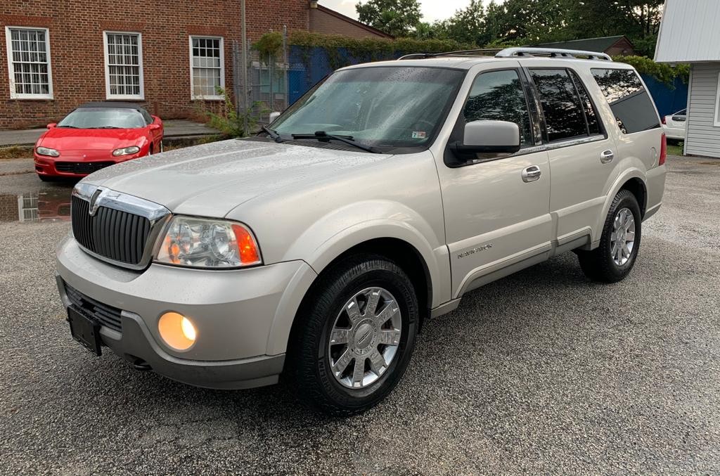 2003 Lincoln Navigator