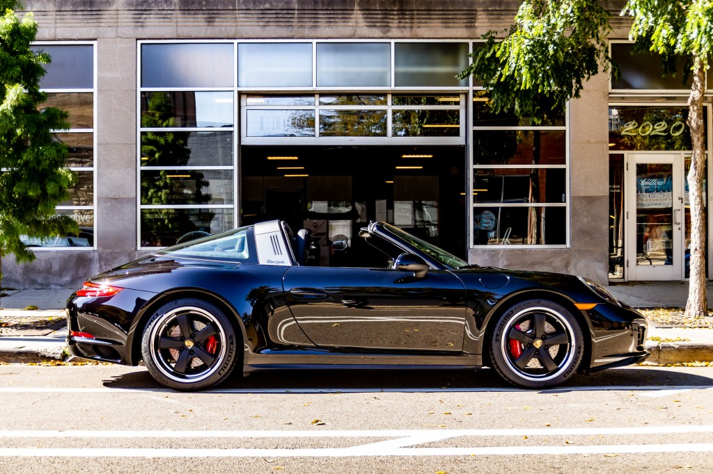 2019 Porsche 911 Targa