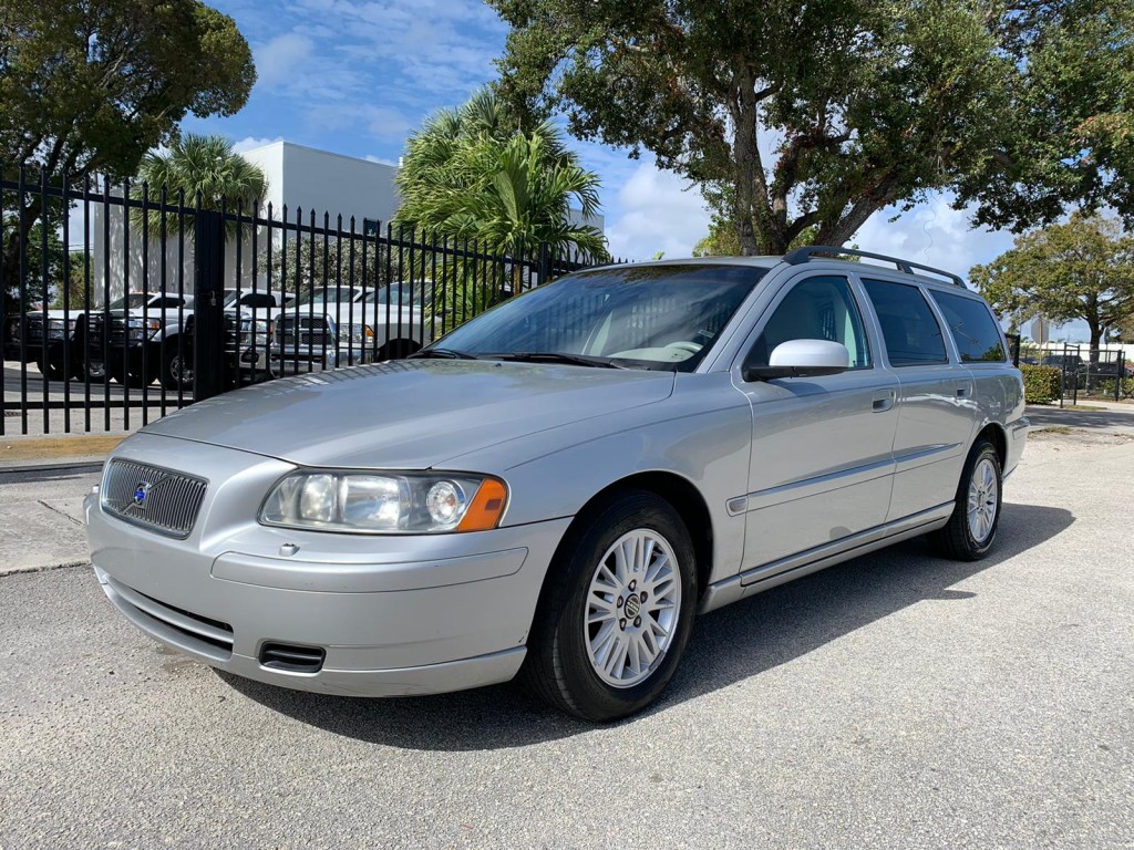 2005 Volvo V70