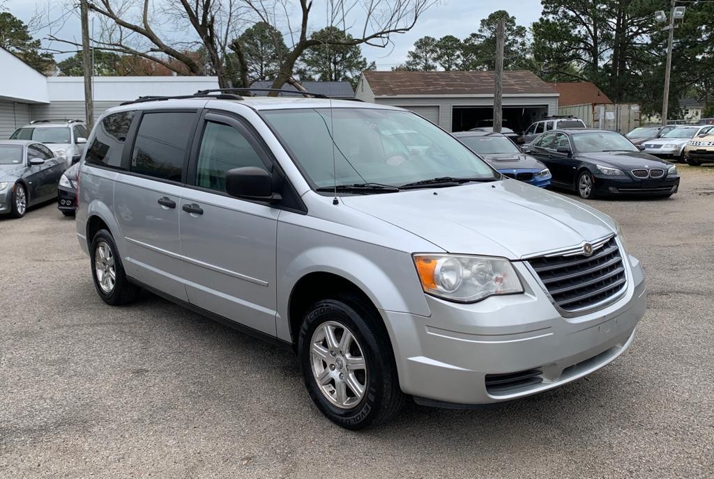 2008 Chrysler Town & Country