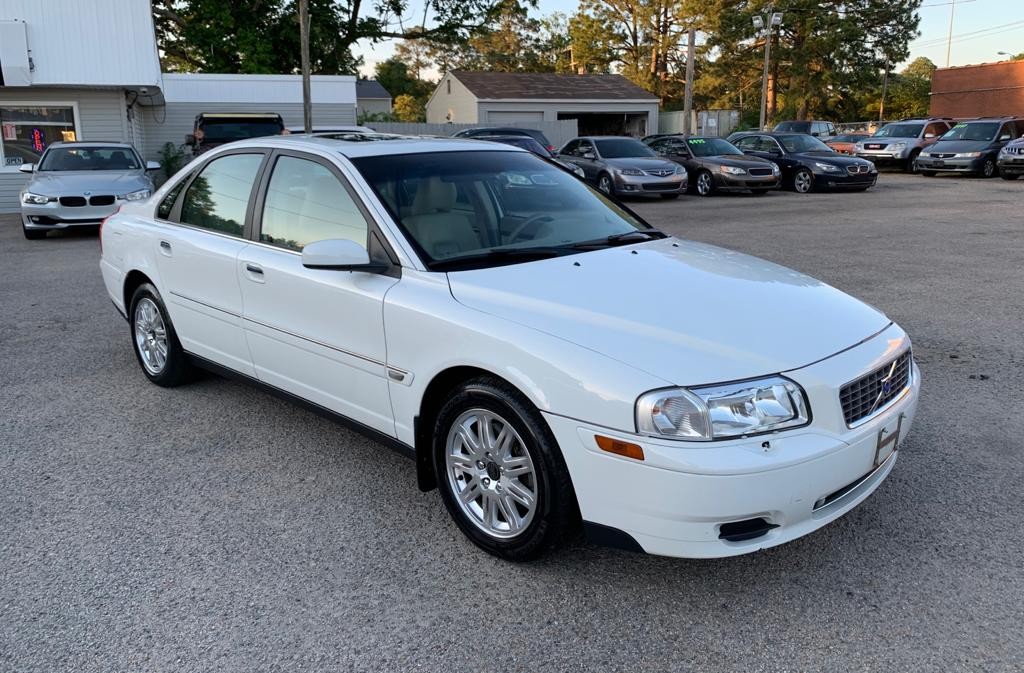 2004 Volvo S-80