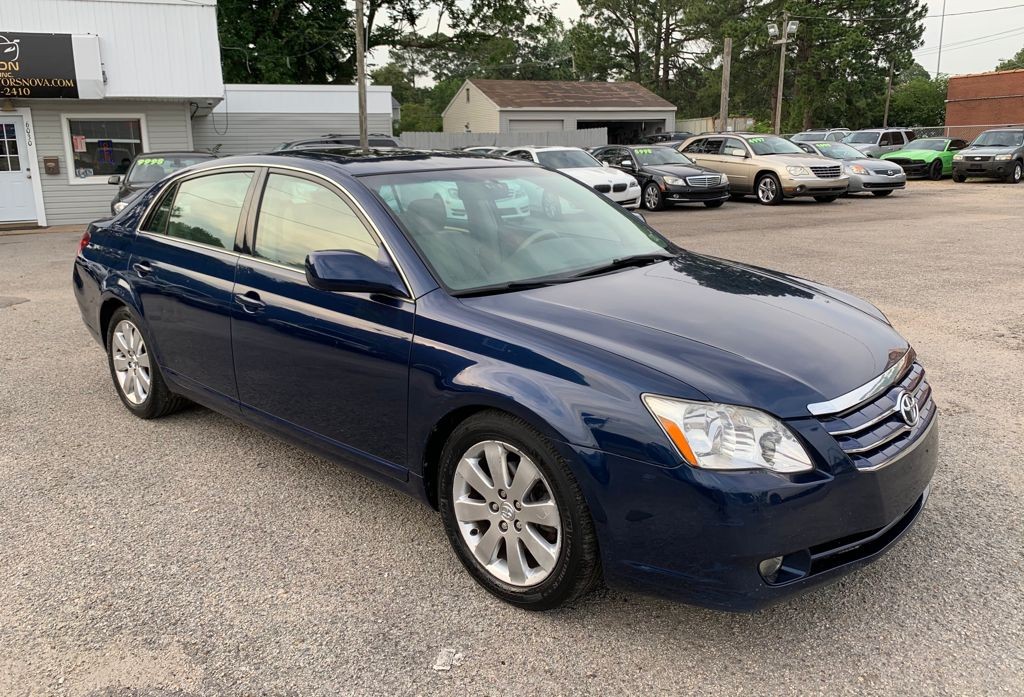 2005 Toyota Avalon