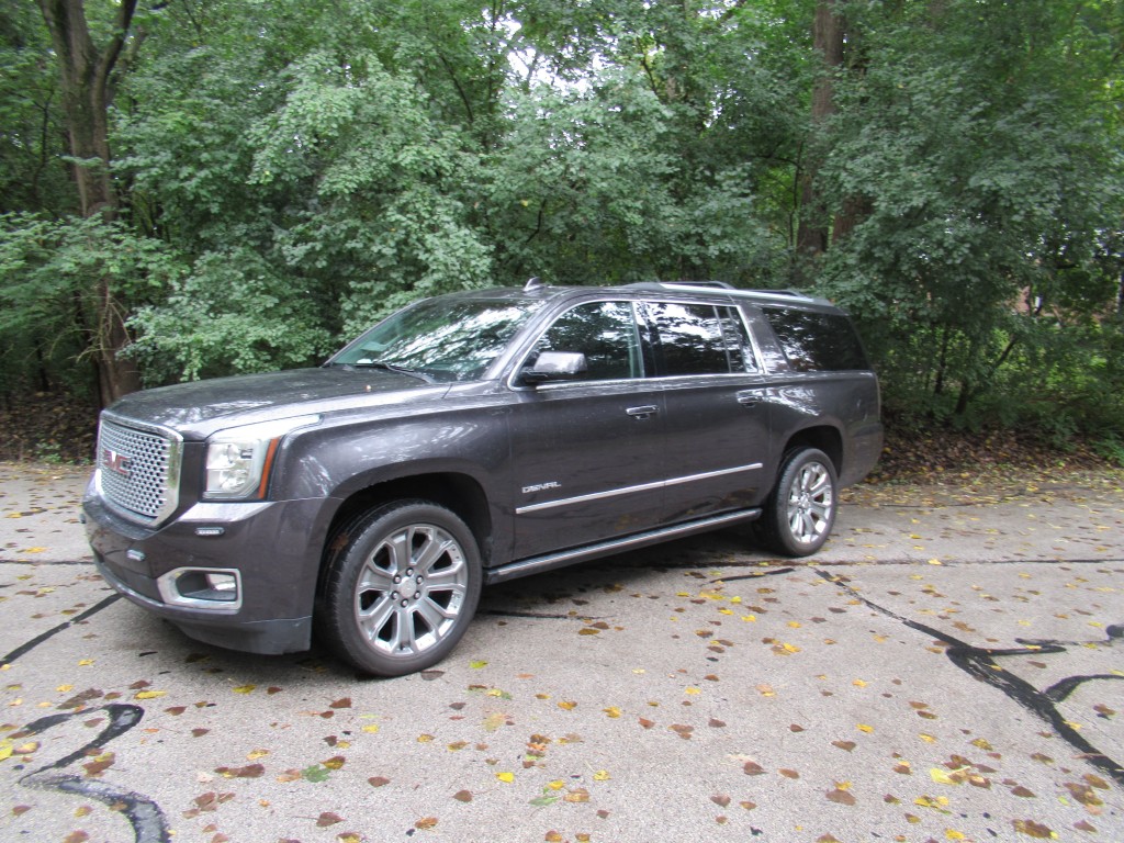 2016 GMC YUKON XL DENALI  AWD