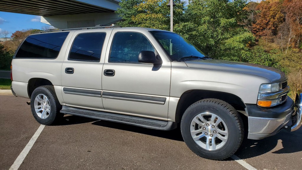 2004 Chevrolet Suburban