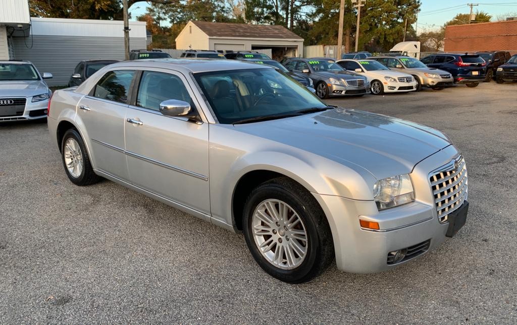 2010 Chrysler 300