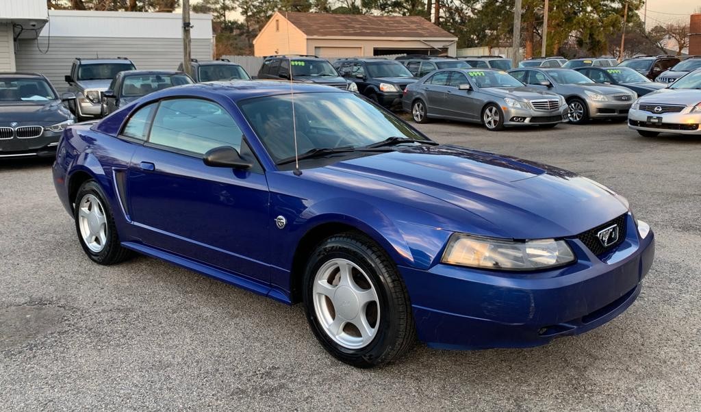 2004 Ford Mustang