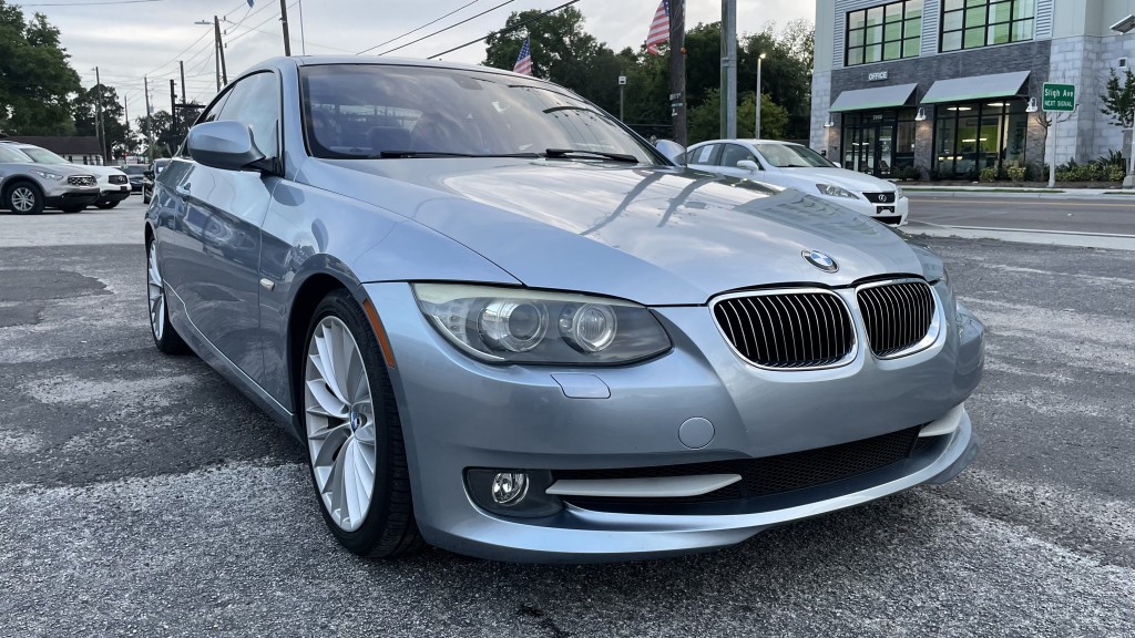 2011 BMW 3-Series