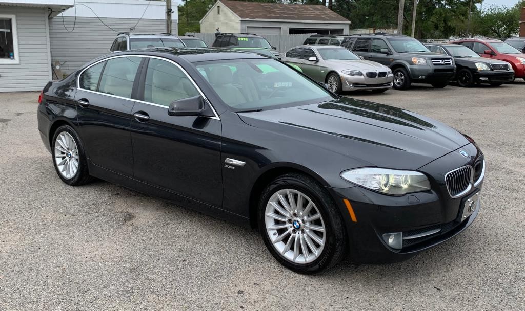 2011 BMW 5-Series