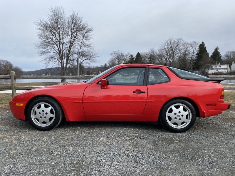 1989 Porsche 944 S2