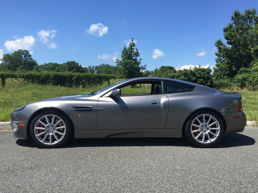 2005 Aston Martin Vanquish S