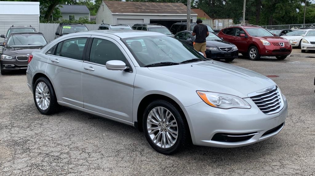 2012 Chrysler 200