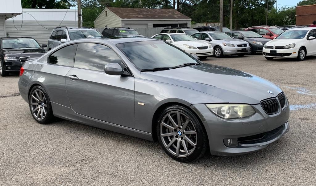 2011 BMW 3-Series