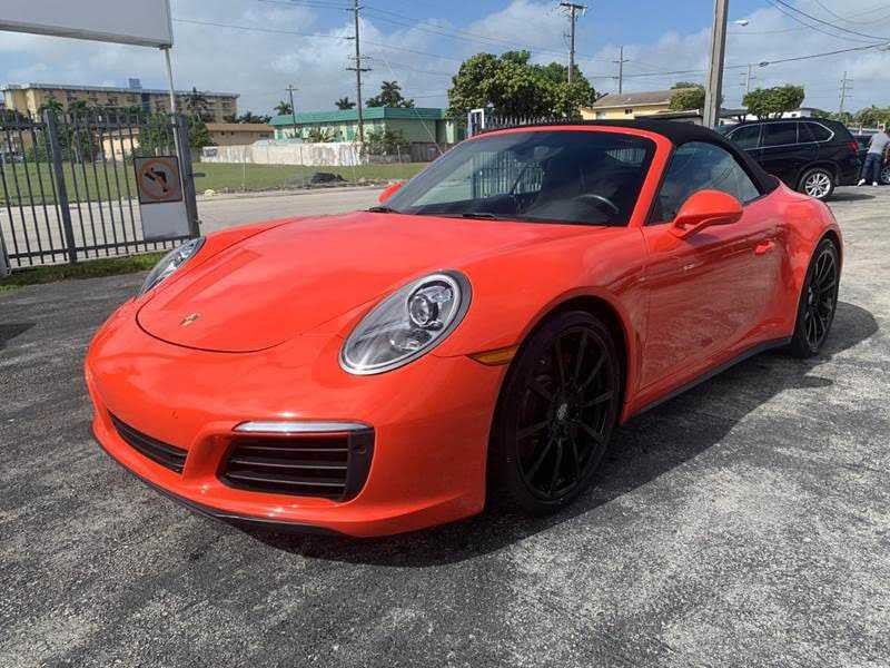 2017 Porsche 911 Carrera 4S Cabriolet