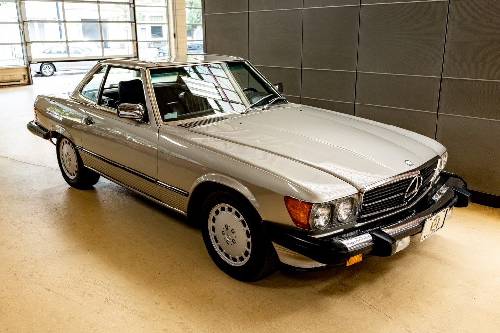 1987 Mercedes-Benz 560SL