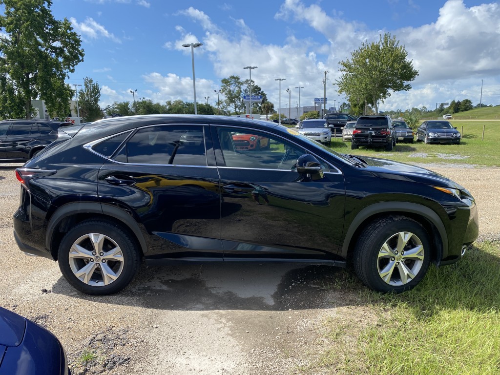 2017 Lexus NX 200t