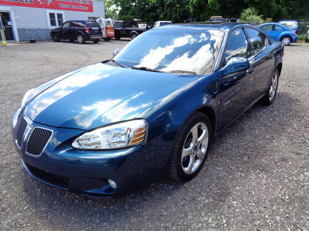 2006 PONTIAC GRAND PRIX