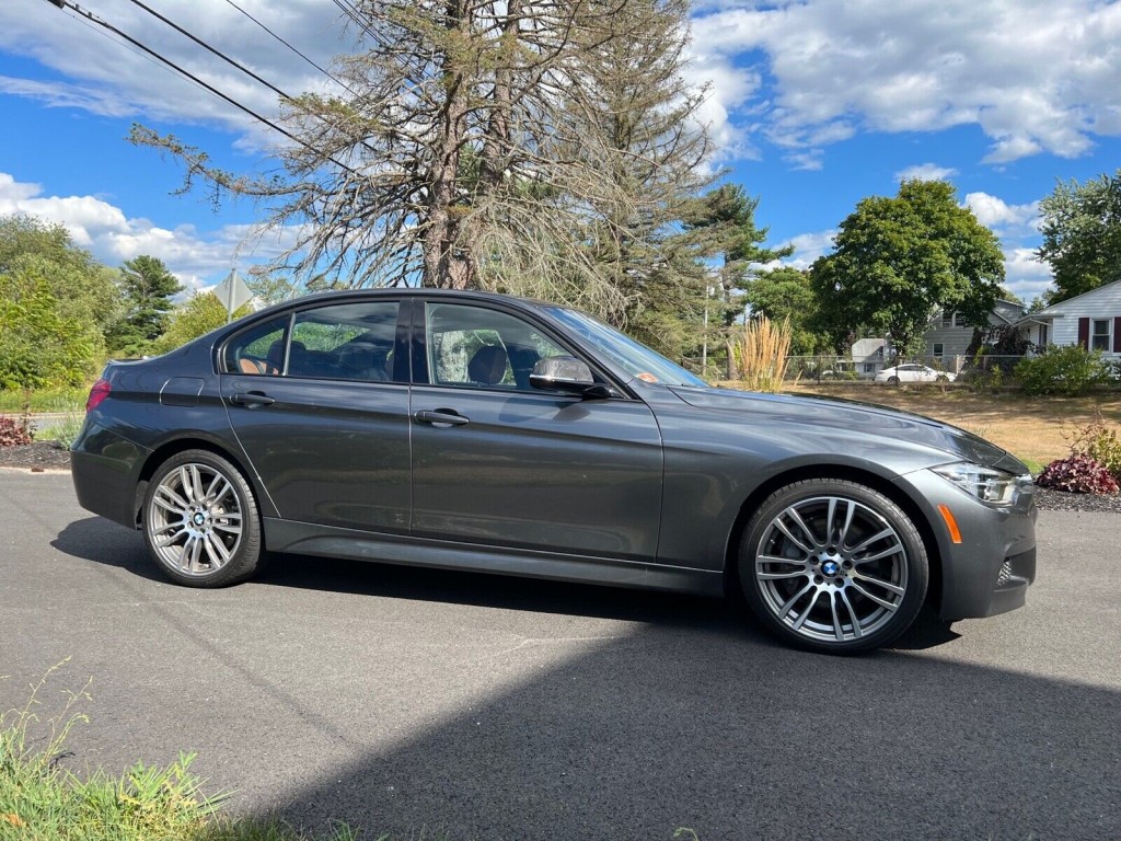 2017 BMW 3-Series