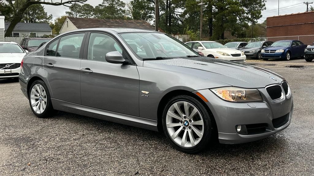 2011 BMW 3-Series