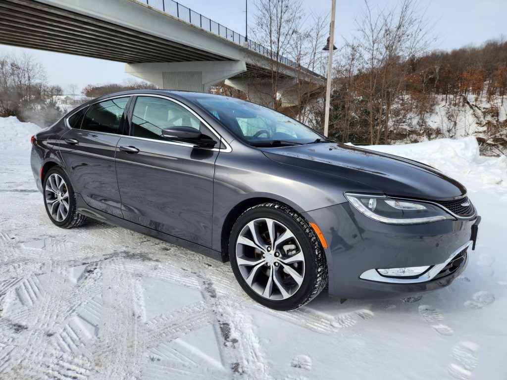 2015 Chrysler 200