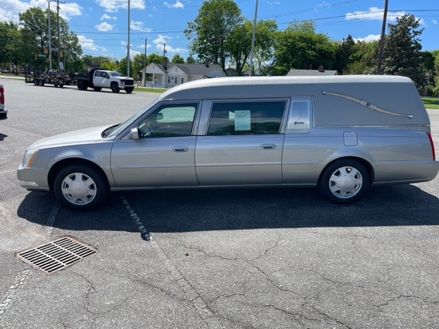 2006 Cadillac Hearse