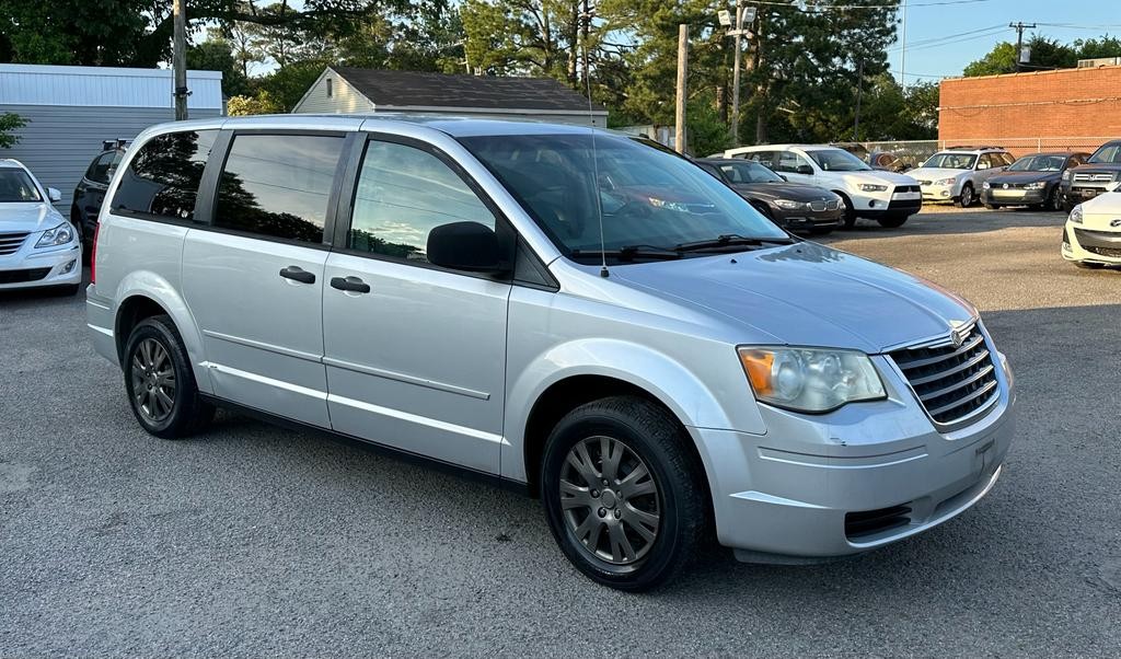 2008 Chrysler Town & Country