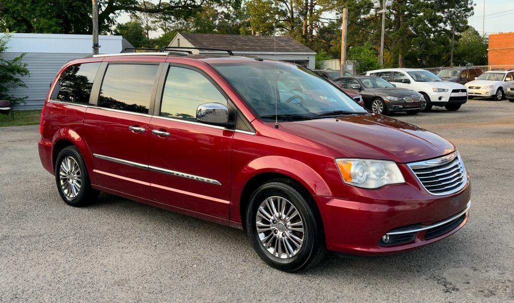 2011 Chrysler Town & Country