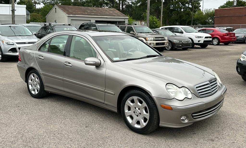 2005 Mercedes-Benz C-320