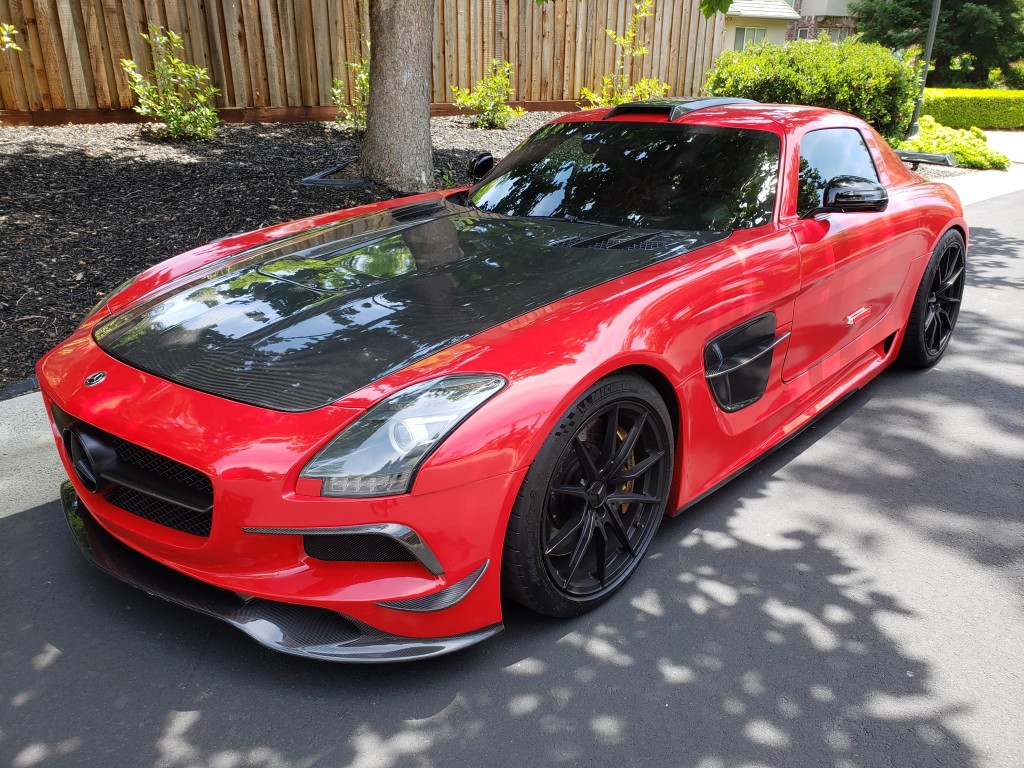 2011 Mercedes-Benz SLS