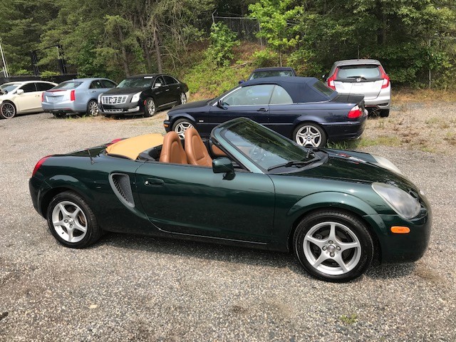 2002 Toyota MR2