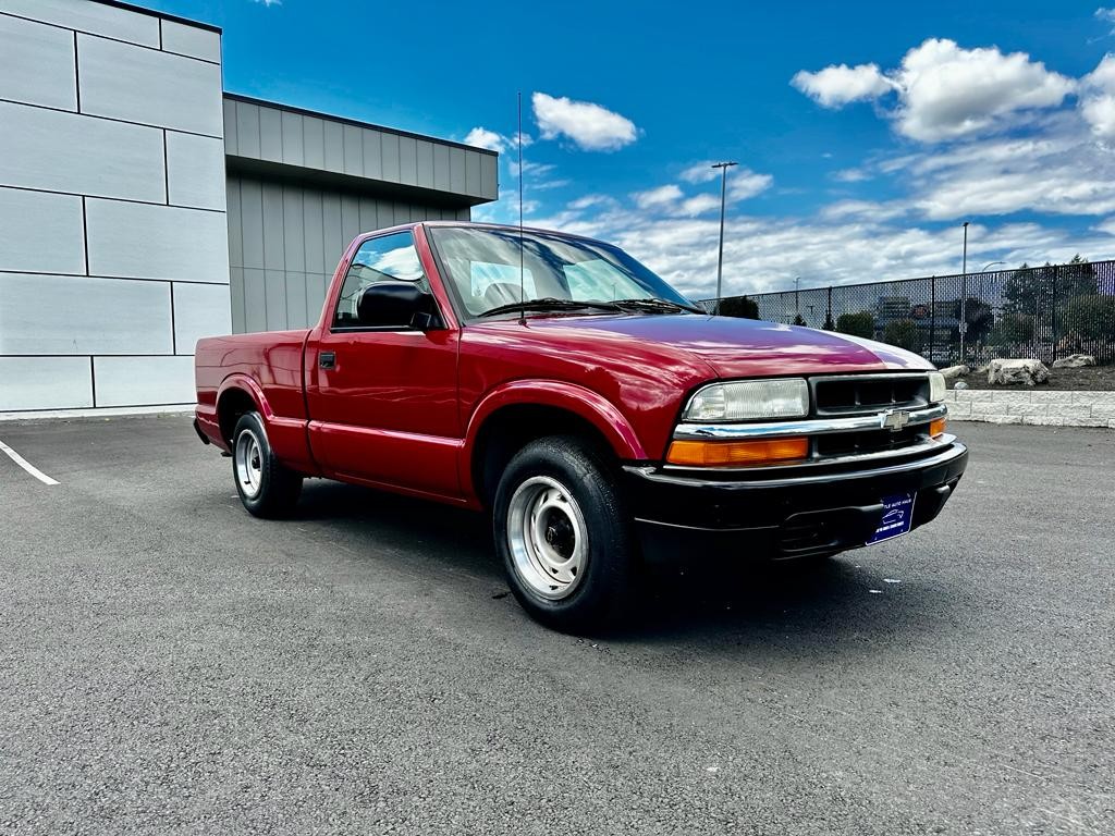 2003 Chevrolet S-10 Pickup