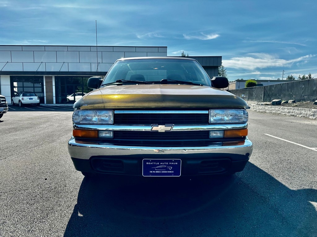 2003 Chevrolet S-10 Pickup