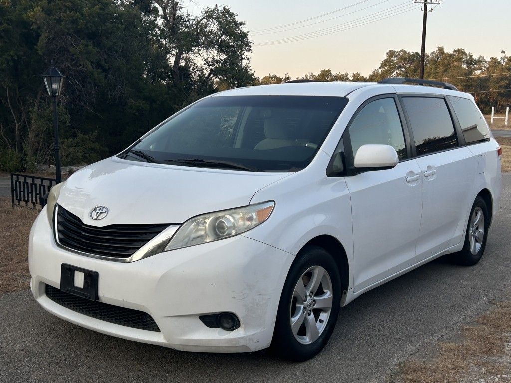 2011 Toyota Sienna