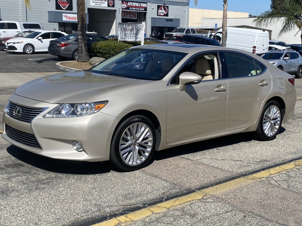 2014 Lexus ES