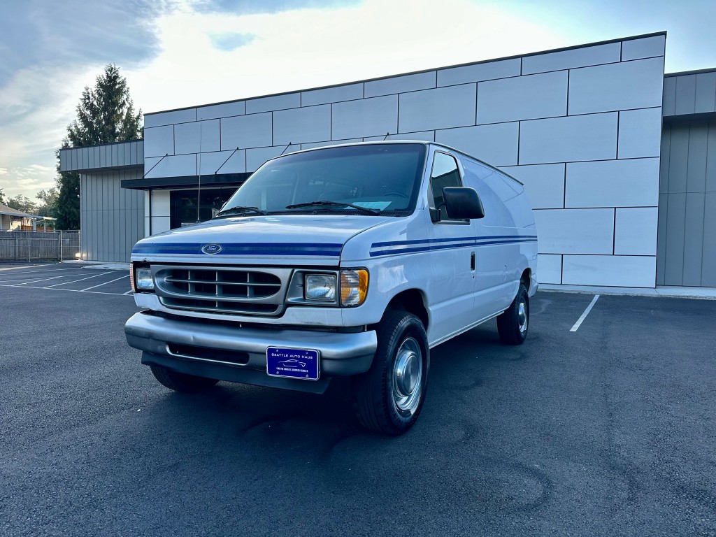 2000 Ford Econoline