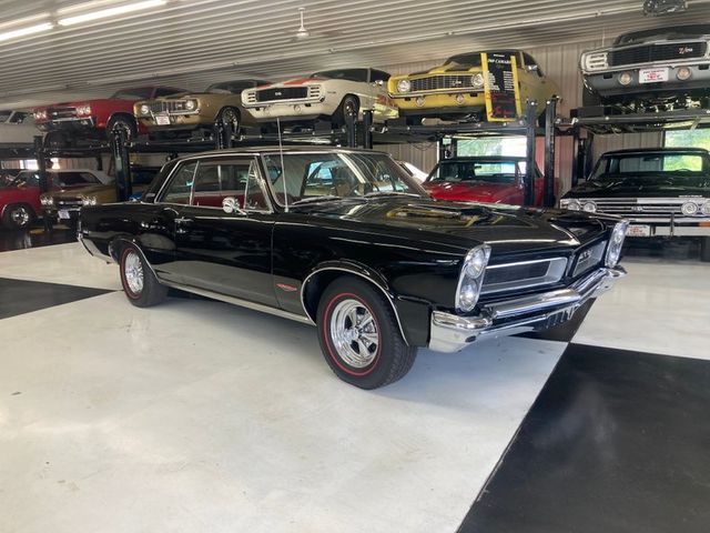 1965 Pontiac GTO 