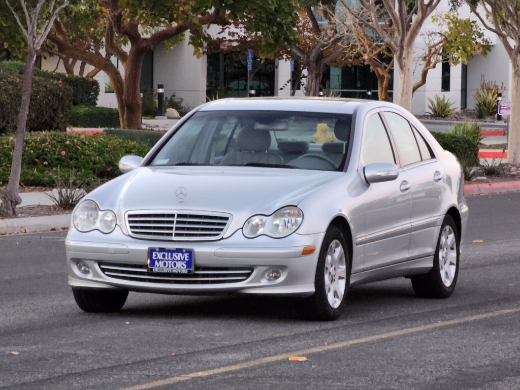 2005 Mercedes-Benz C240